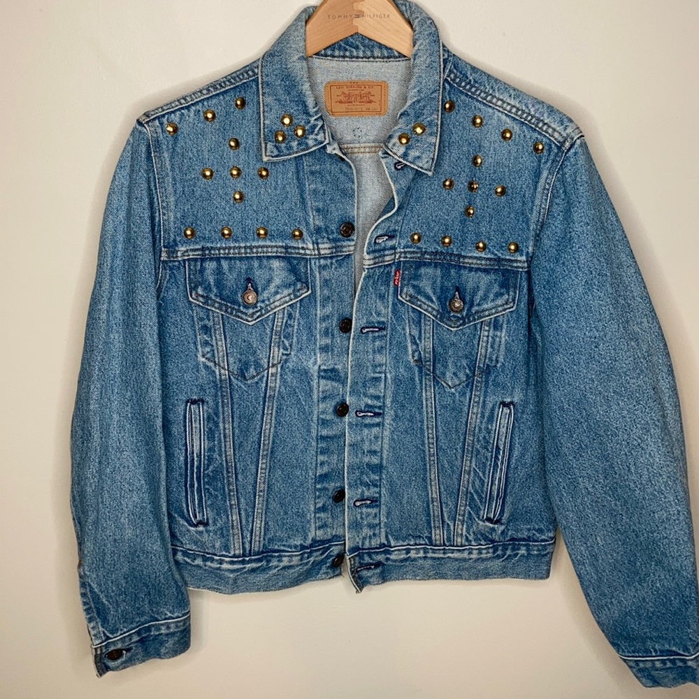 Vintage Levi’s Studded Jean Jacket size L